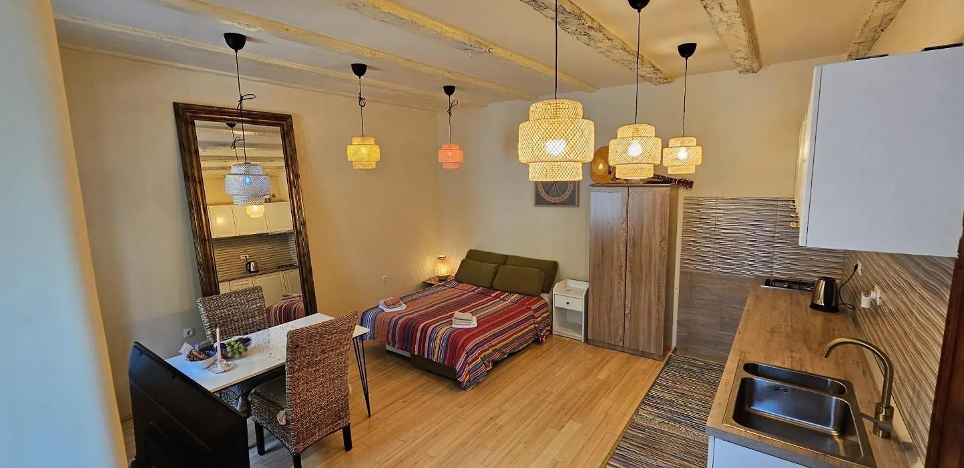 Studio Apartments Vivan & Vittala Rijeka